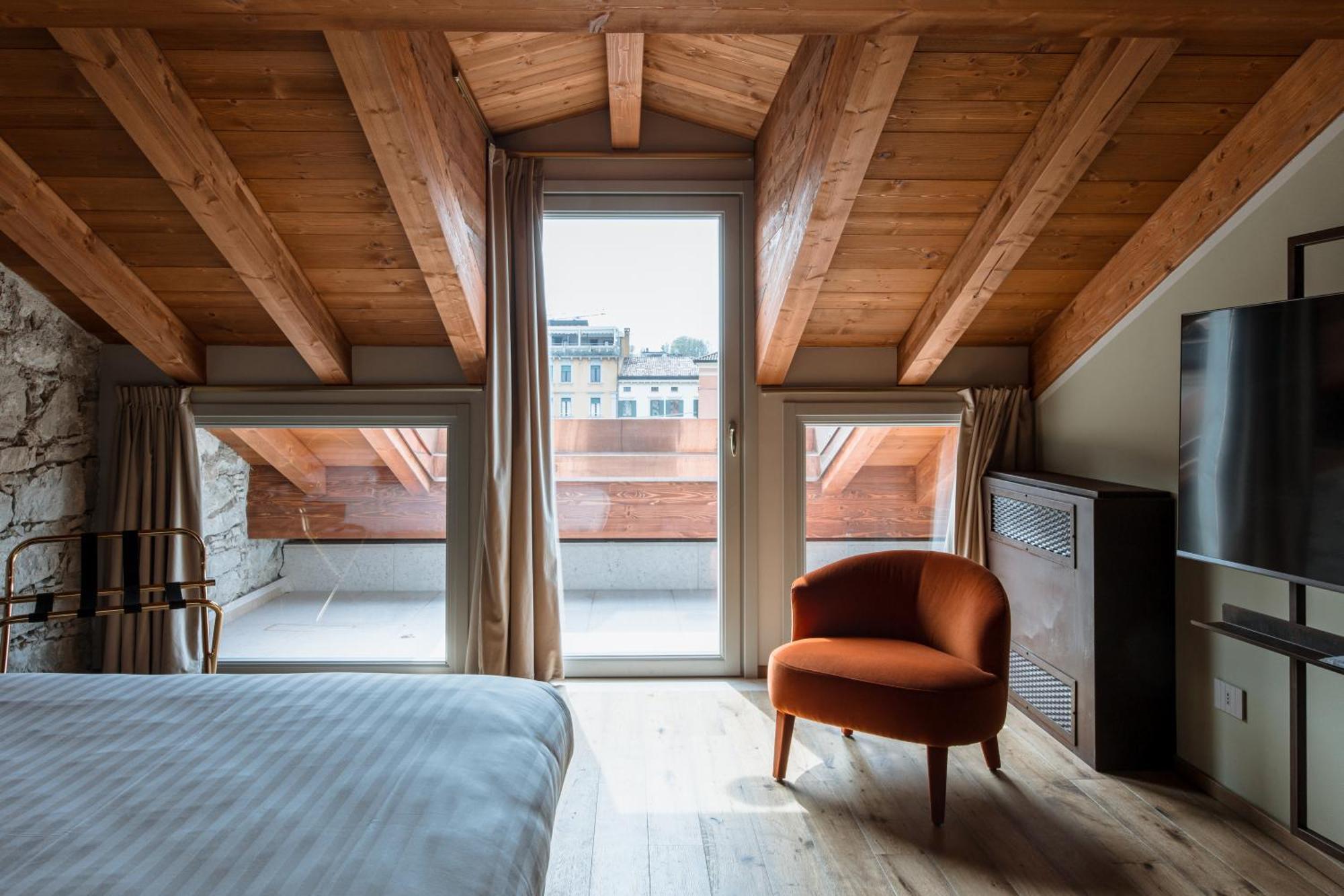 Pavillon Suite & Apartments Πεσκιέρα ντελ Γκάρντα Εξωτερικό φωτογραφία