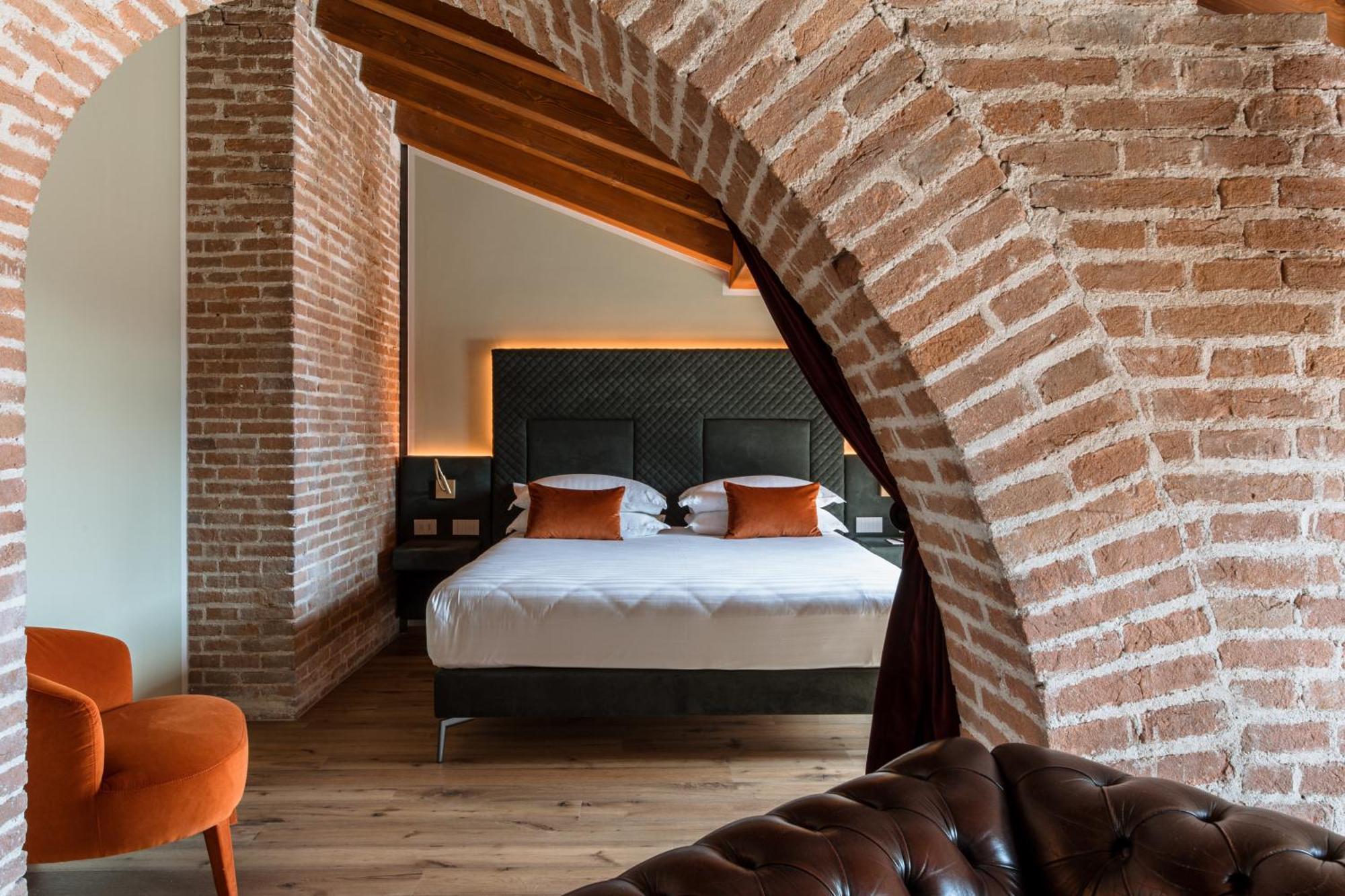 Pavillon Suite & Apartments Πεσκιέρα ντελ Γκάρντα Εξωτερικό φωτογραφία