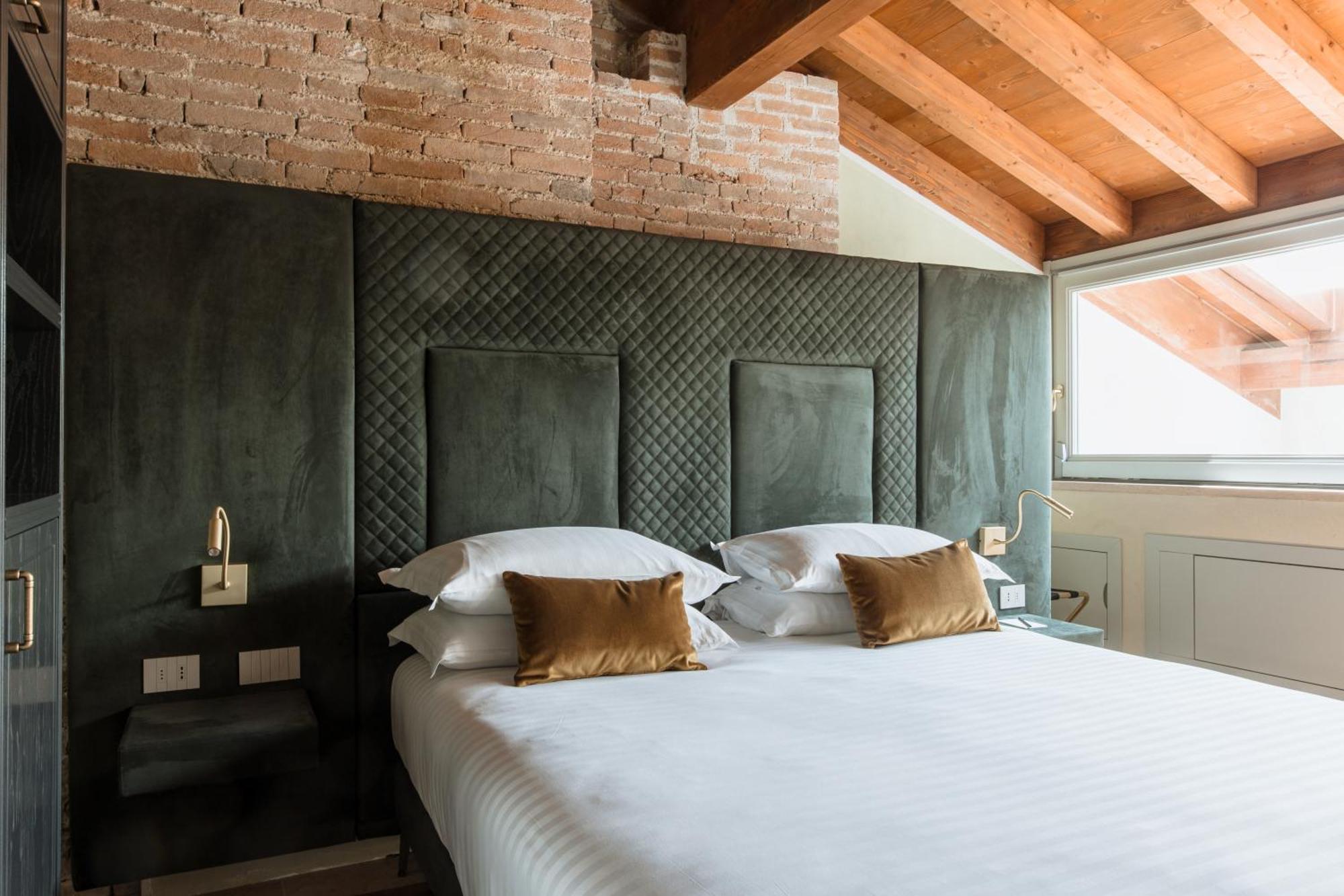 Pavillon Suite & Apartments Πεσκιέρα ντελ Γκάρντα Εξωτερικό φωτογραφία