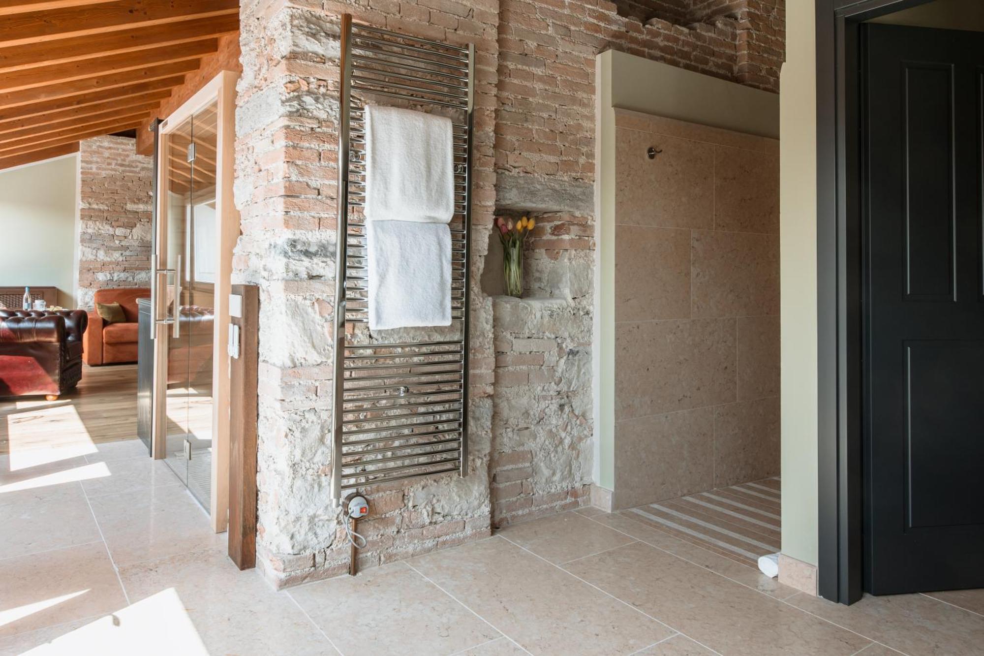 Pavillon Suite & Apartments Πεσκιέρα ντελ Γκάρντα Εξωτερικό φωτογραφία