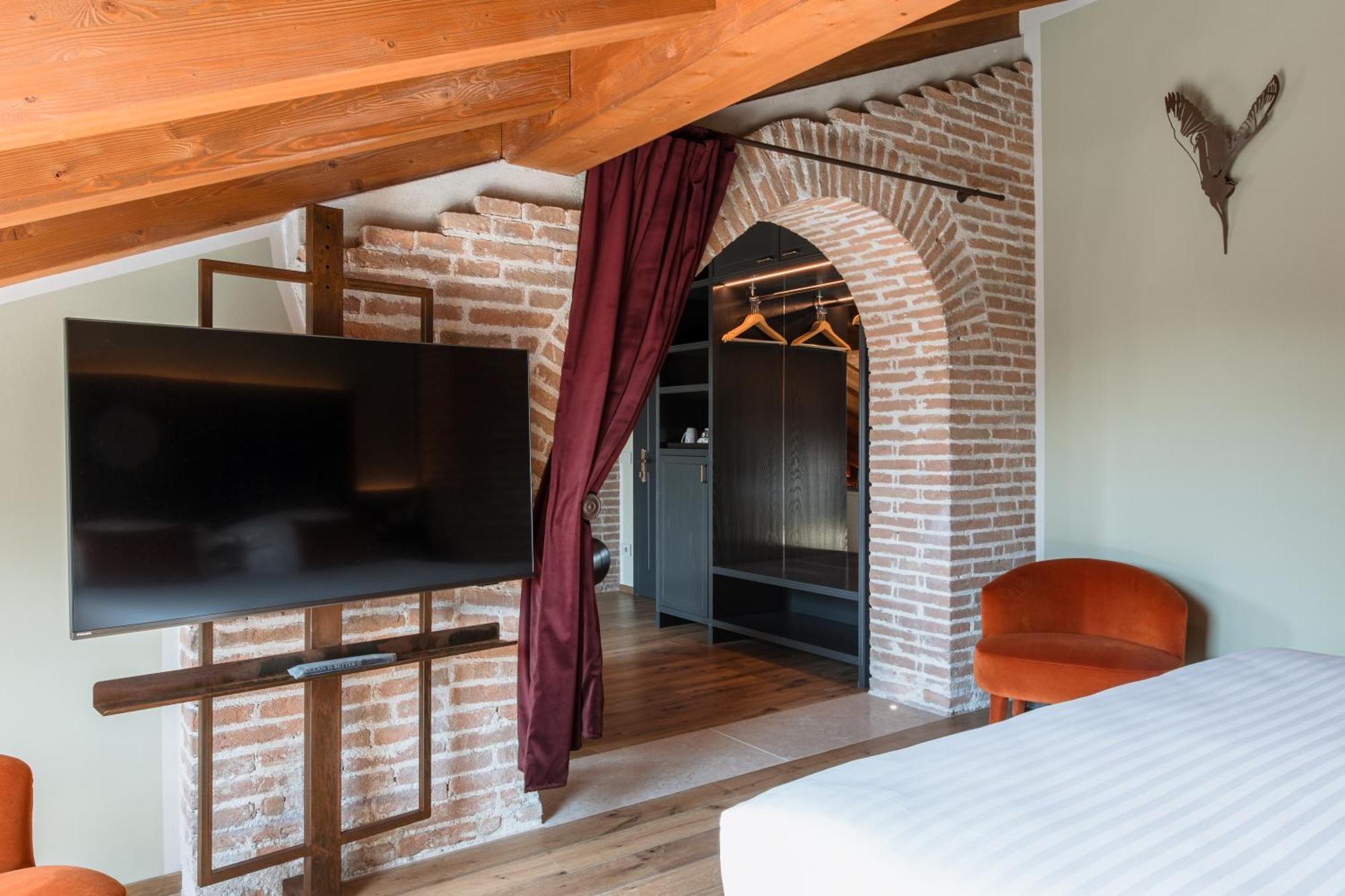 Pavillon Suite & Apartments Πεσκιέρα ντελ Γκάρντα Εξωτερικό φωτογραφία