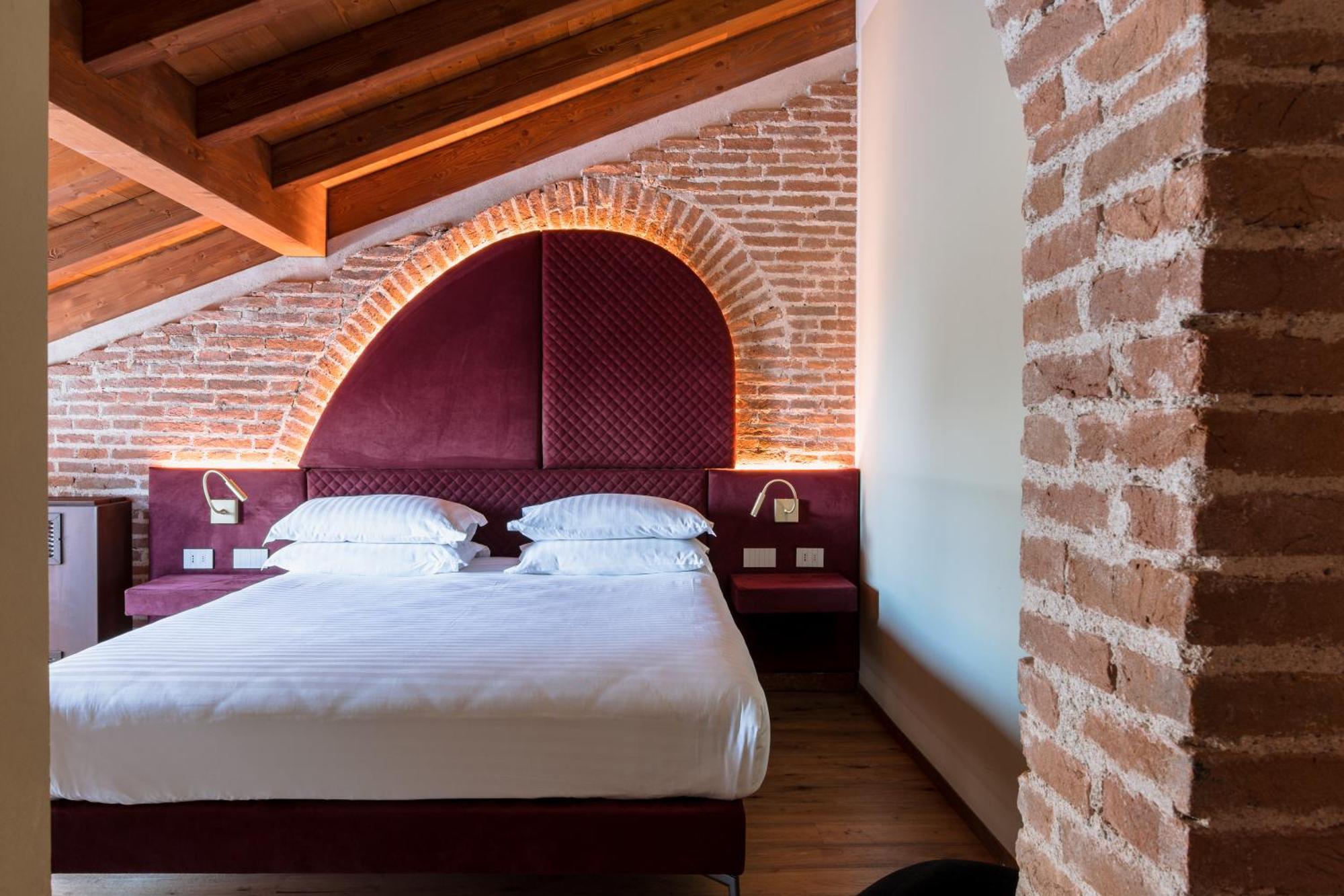 Pavillon Suite & Apartments Πεσκιέρα ντελ Γκάρντα Εξωτερικό φωτογραφία