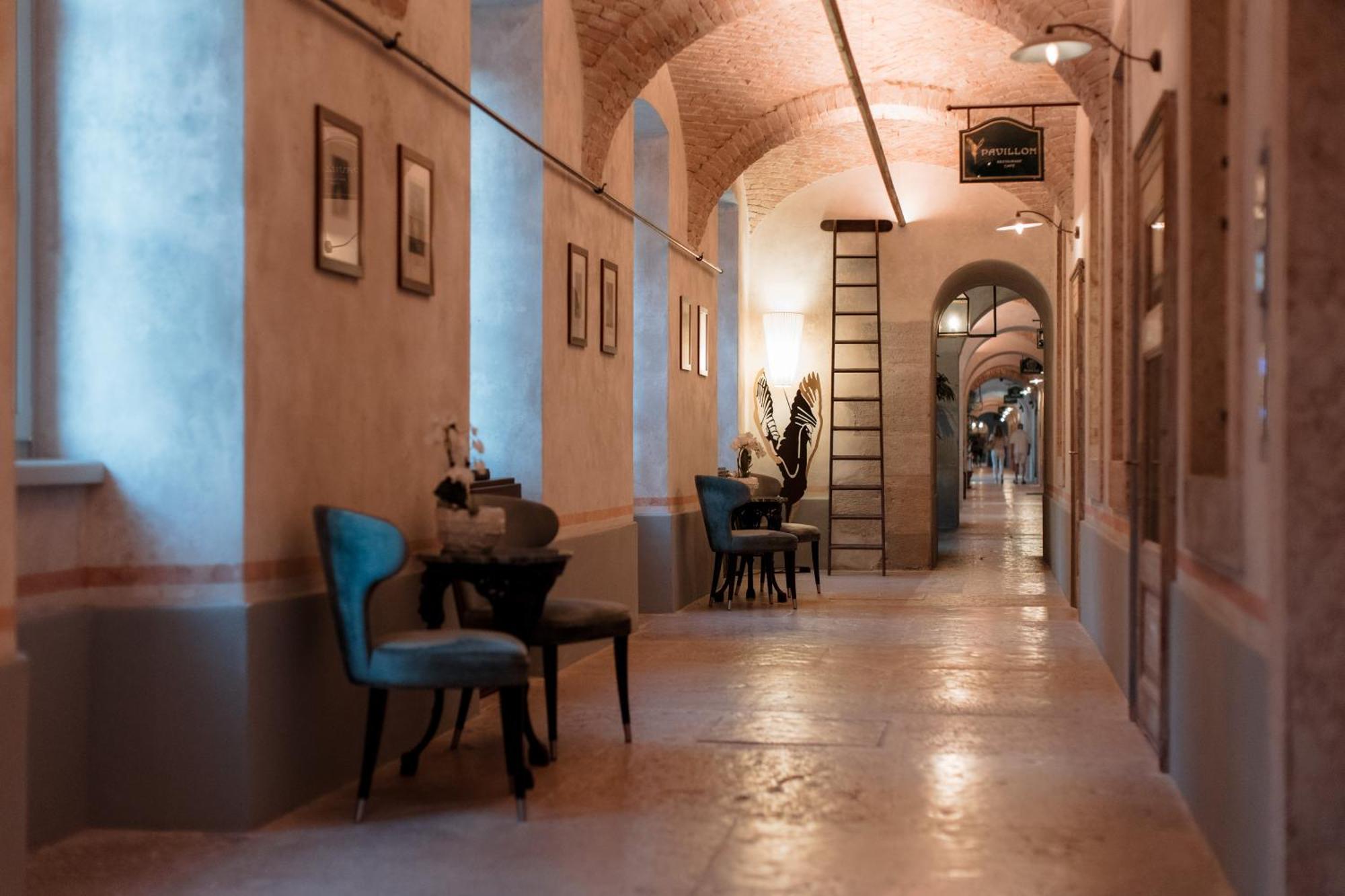 Pavillon Suite & Apartments Πεσκιέρα ντελ Γκάρντα Εξωτερικό φωτογραφία