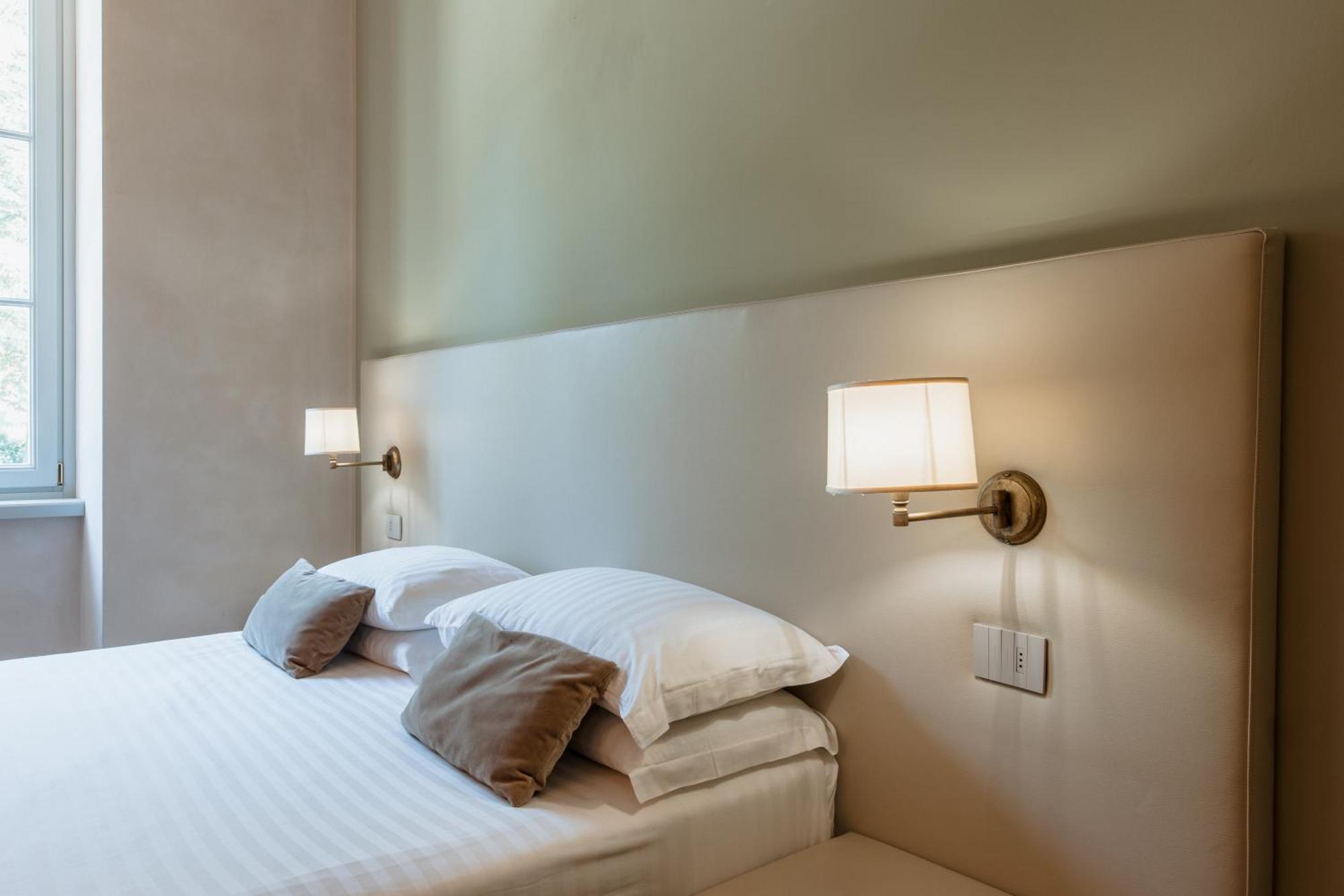Pavillon Suite & Apartments Πεσκιέρα ντελ Γκάρντα Εξωτερικό φωτογραφία