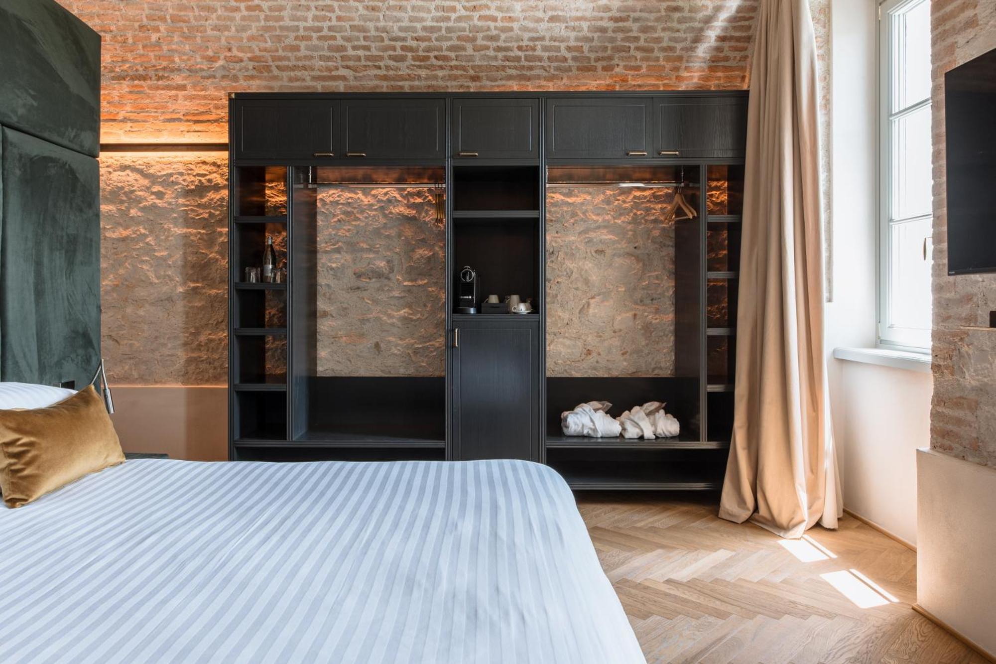 Pavillon Suite & Apartments Πεσκιέρα ντελ Γκάρντα Εξωτερικό φωτογραφία