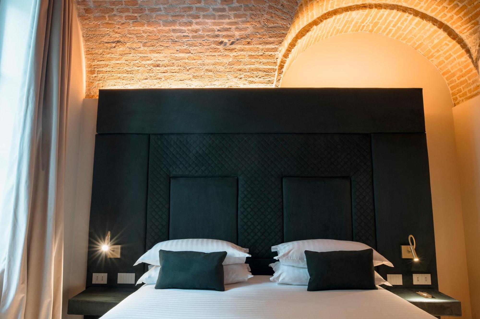 Pavillon Suite & Apartments Πεσκιέρα ντελ Γκάρντα Εξωτερικό φωτογραφία